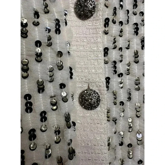 St. John Sequin Embellished Cropped Button Down Cardigan Cream Ivory Size 4 NWT - Picture 5 of 14